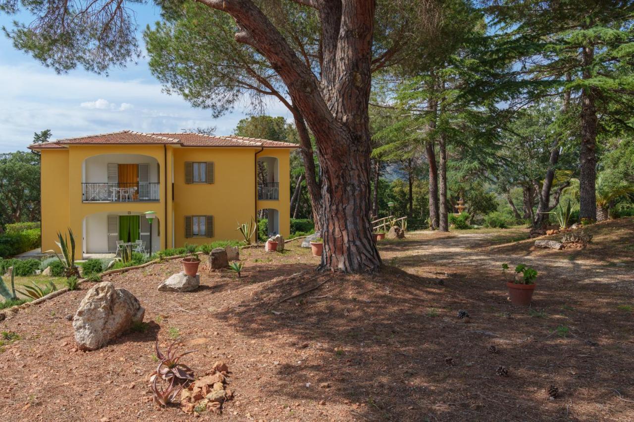 Villino Nel Bosco Villa Capoliveri  Exteriör bild